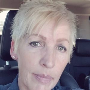 Meet your Posher, Rhonda